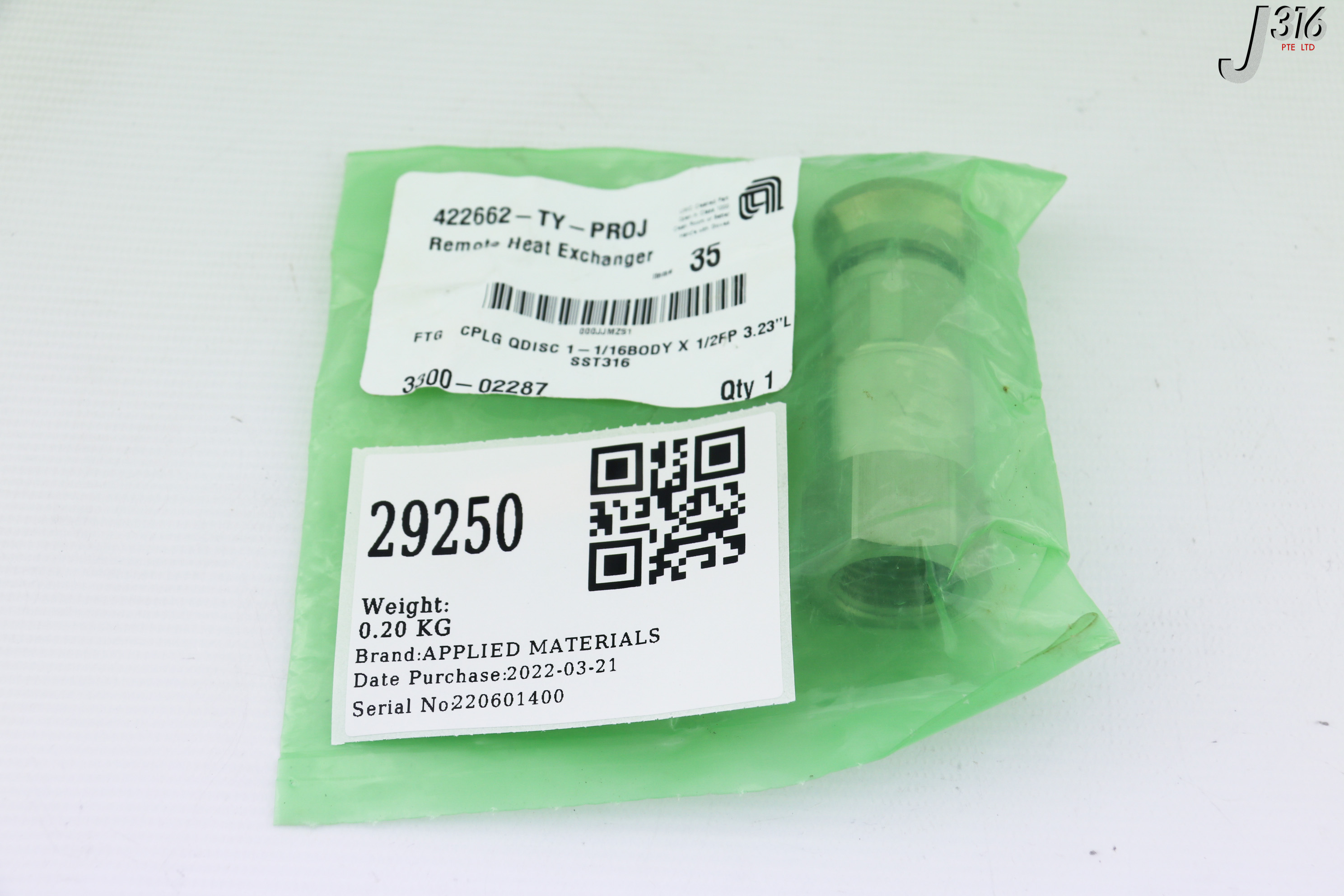 テーブル 29250 APPLIED MATERIALS FTG CPLG QDISC 1-1/16BODY X 1/2FP 3.23L